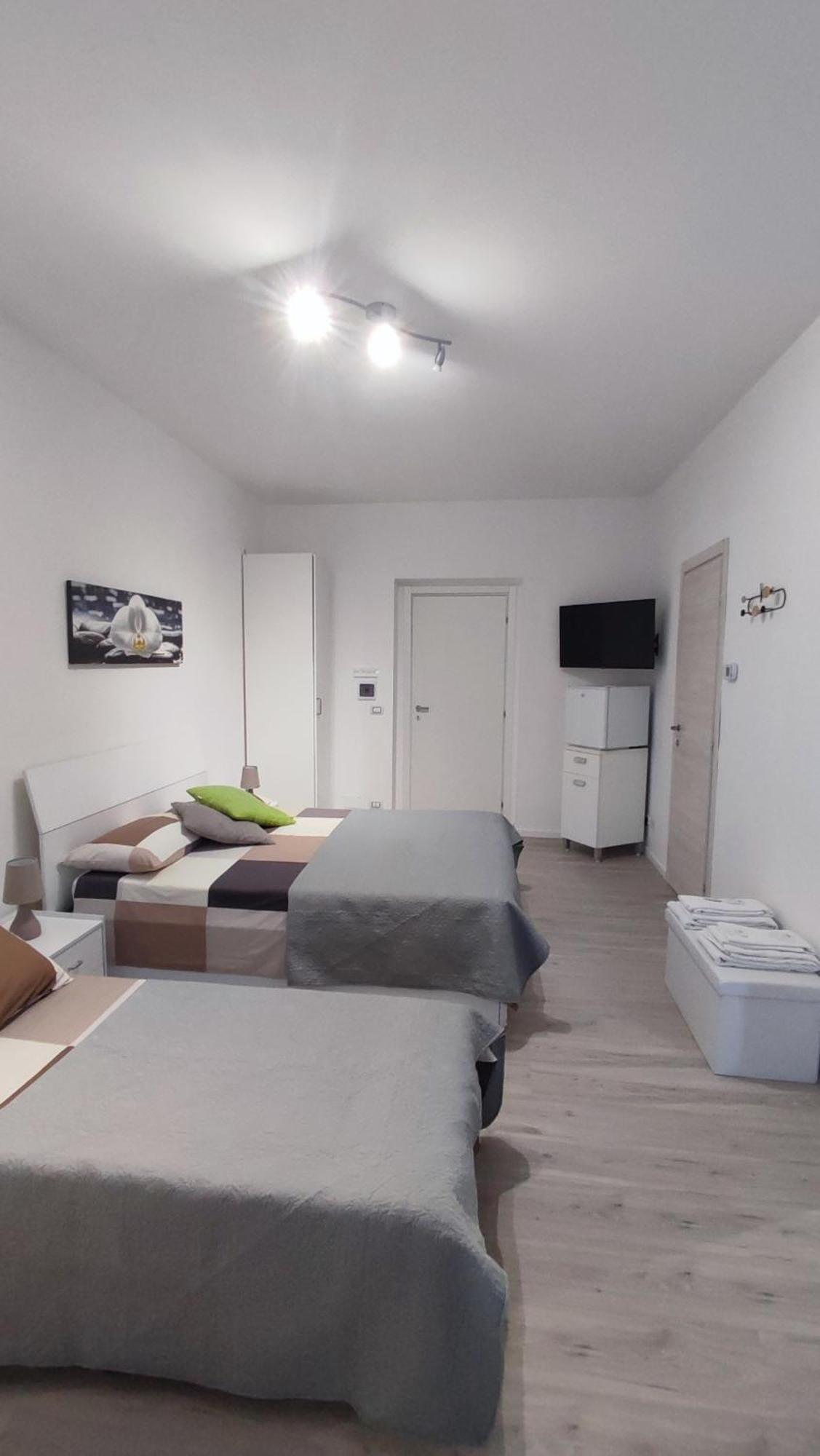 Nautica Tarello - Casa Ena Beb Bed & Breakfast Viverone Exterior photo