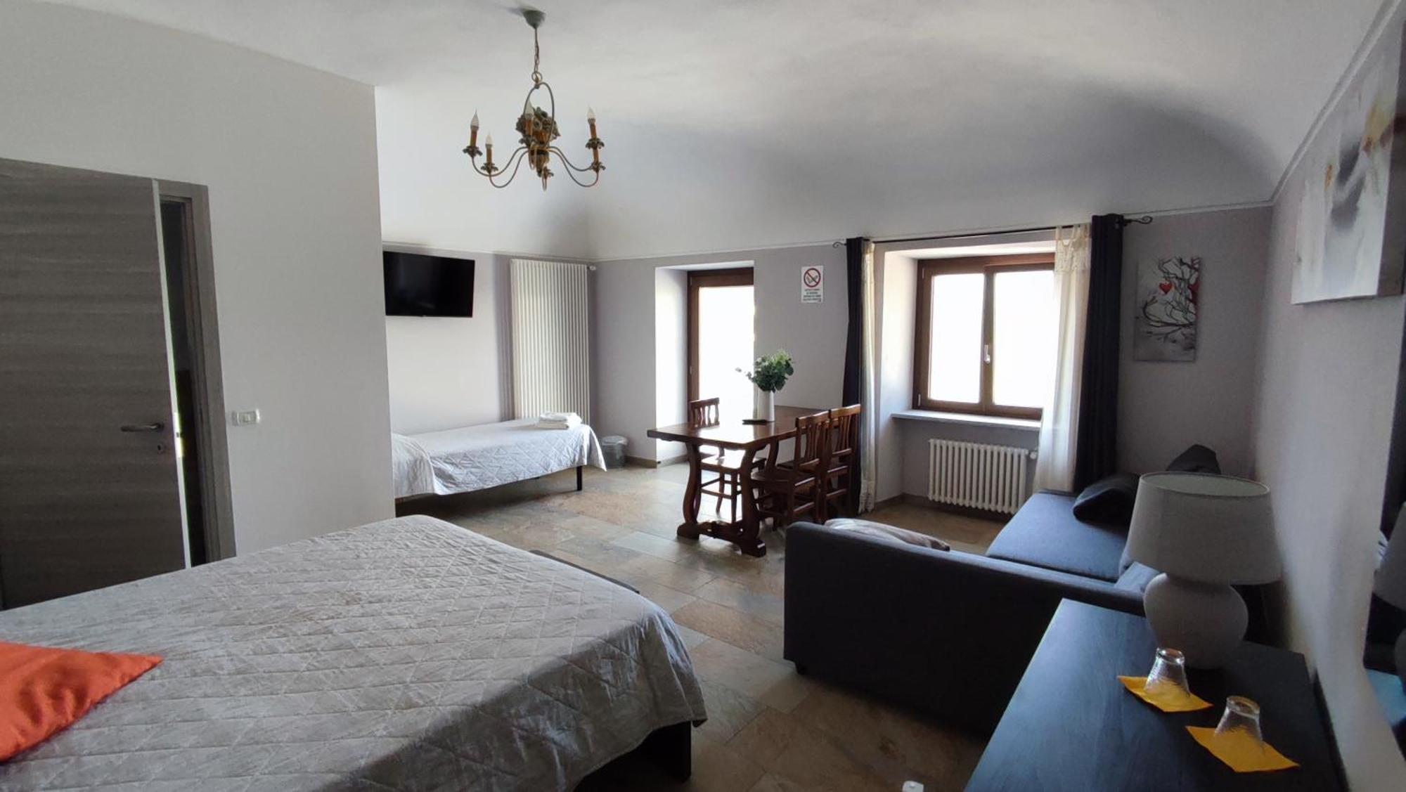 Nautica Tarello - Casa Ena Beb Bed & Breakfast Viverone Exterior photo