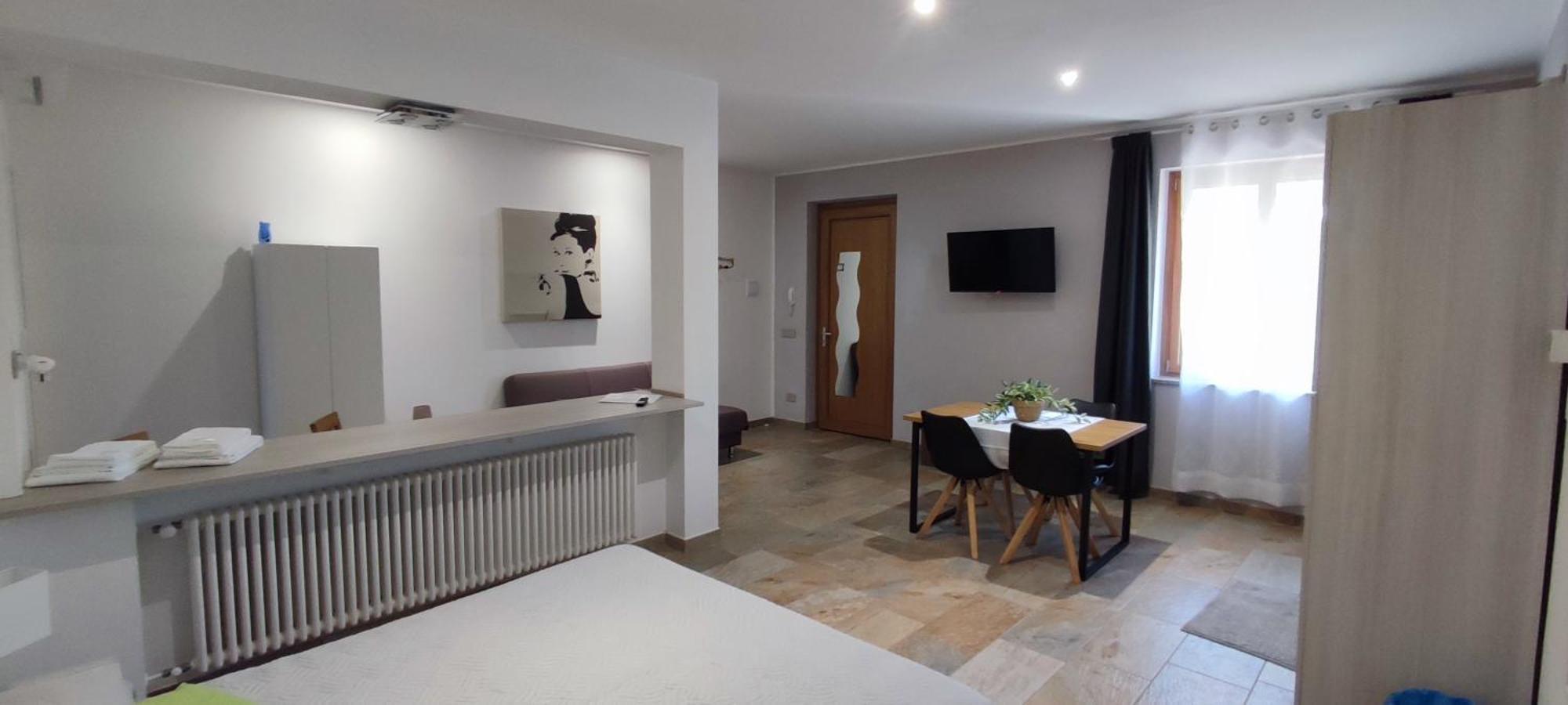 Nautica Tarello - Casa Ena Beb Bed & Breakfast Viverone Exterior photo